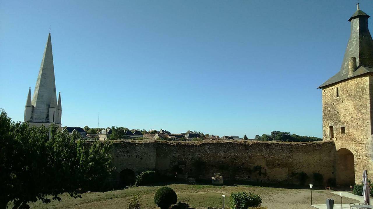 Le Vieux Chateau Bed & Breakfast
